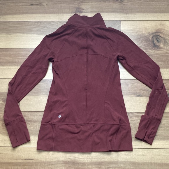 Lululemon Contour Jacket - Picture 11 of 11